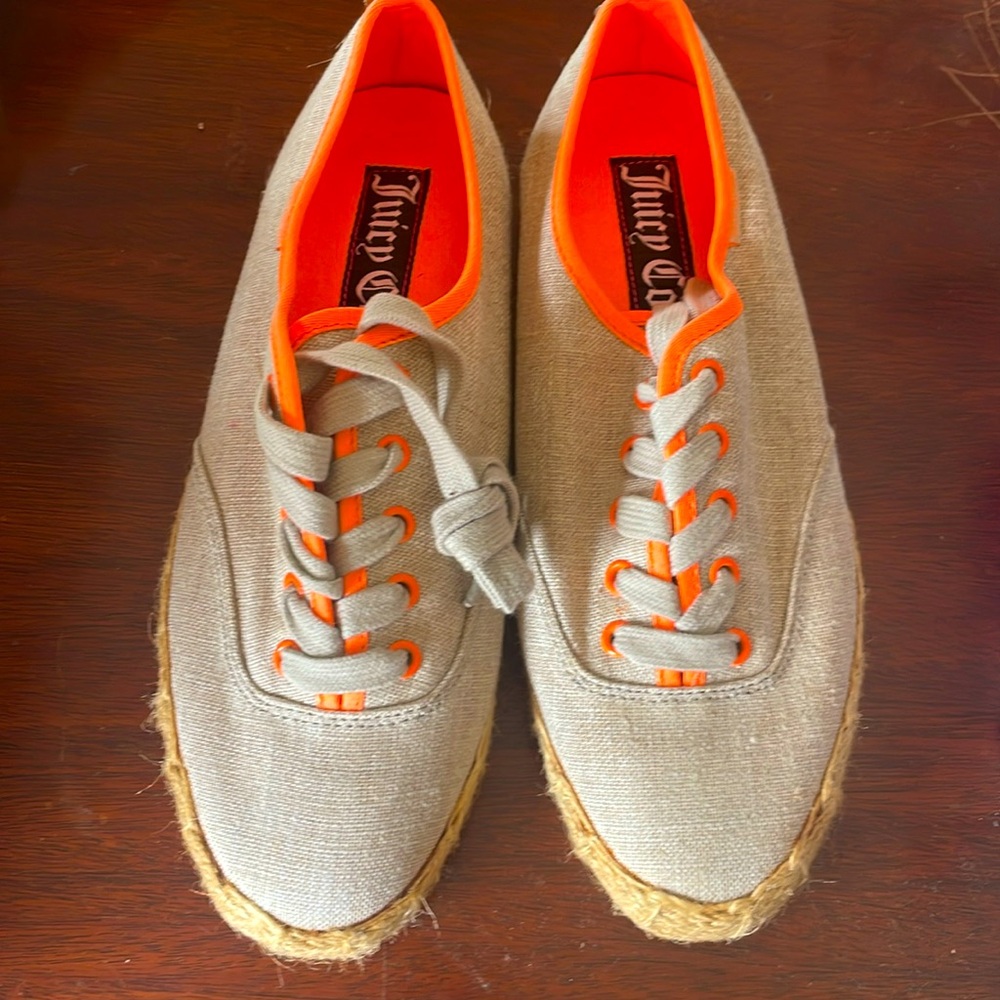 NWOT Juicy Couture Sneakers size 9